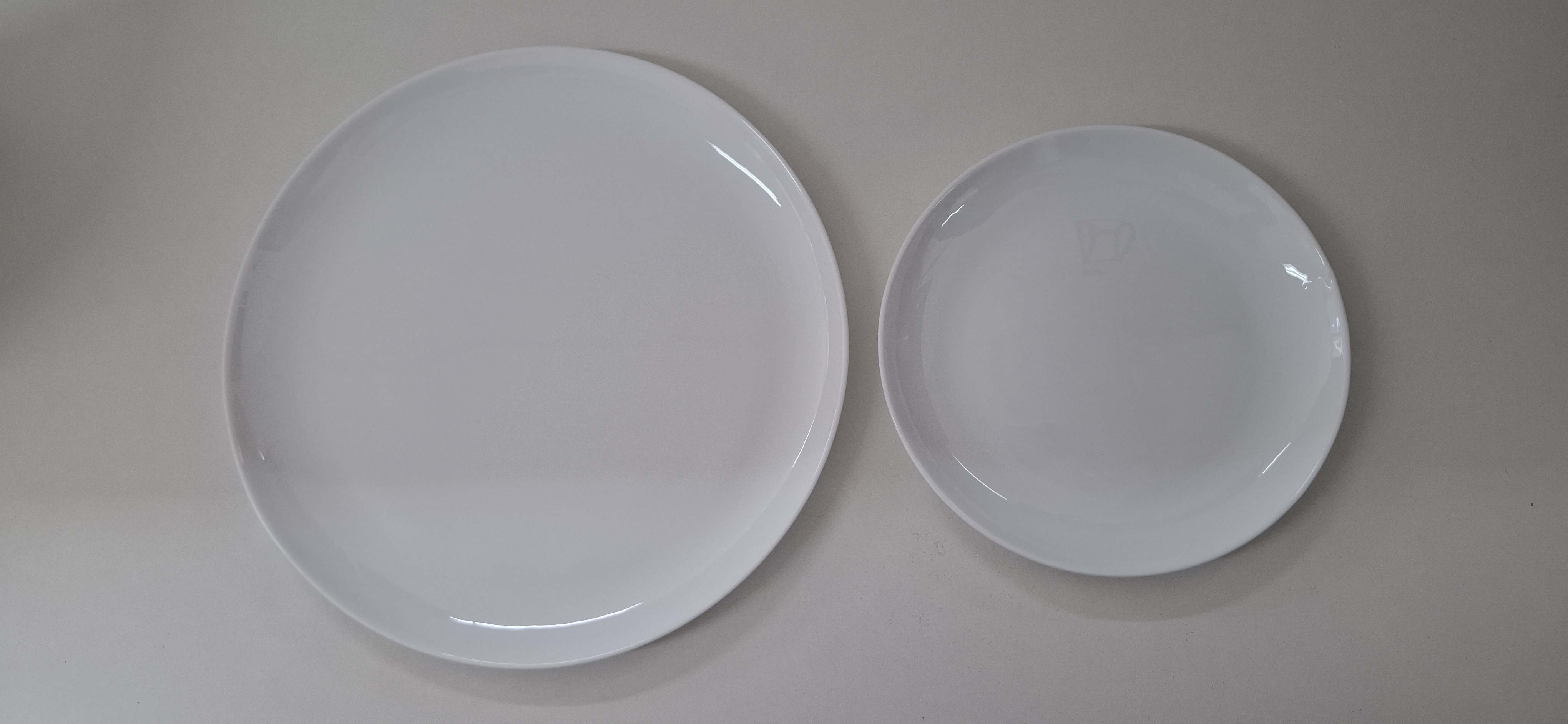 Pratos Brancos Pequenos